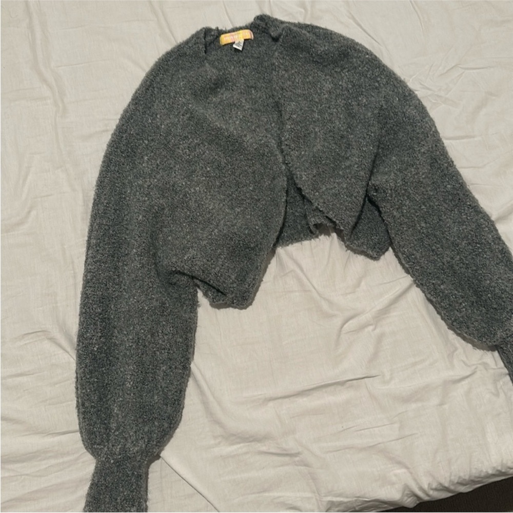 Grey sweater